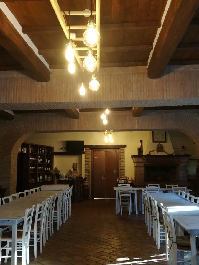 Вилла Societa Agricola F.Lli Angelucci Cannara Экстерьер фото